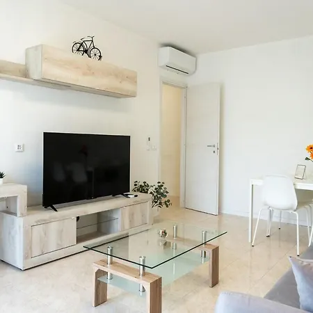Apartment Quadrifoglio Desenzano del Garda